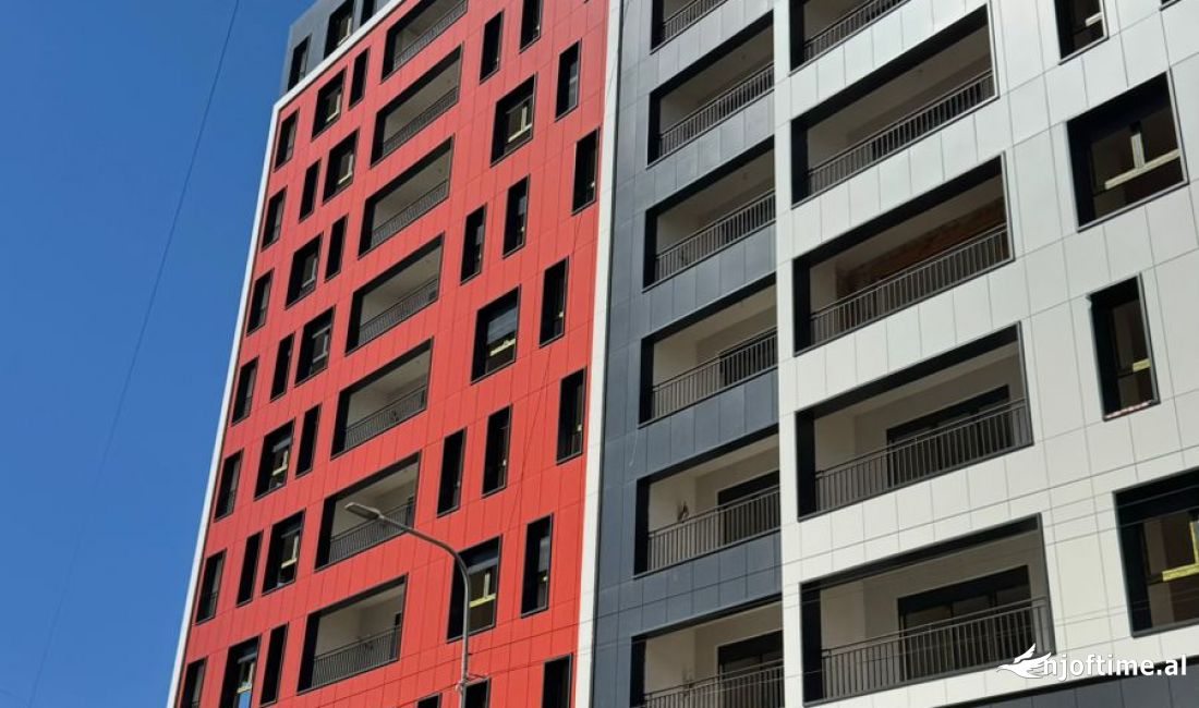 Shtepi ne shitje Apartament ne Tirane, 2+1, Mobilimi Bosh, pa mobiluar, Pagesa 182,000  Euro.