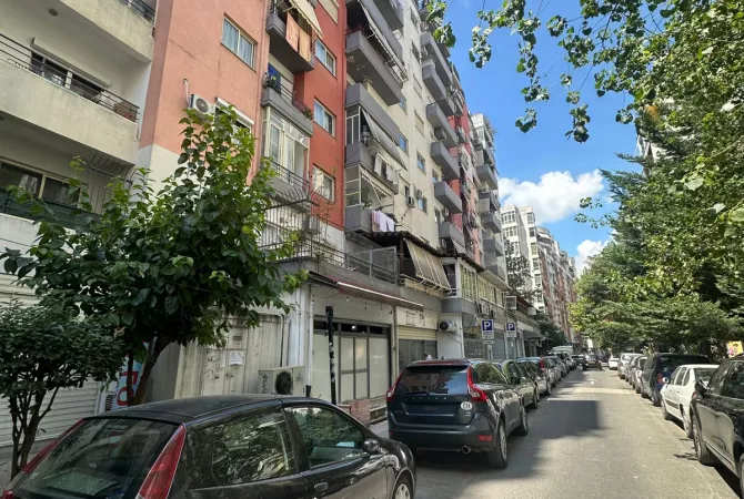 Shitet Ambient Biznesi me Certifikat Pronesie ne Yzberisht.