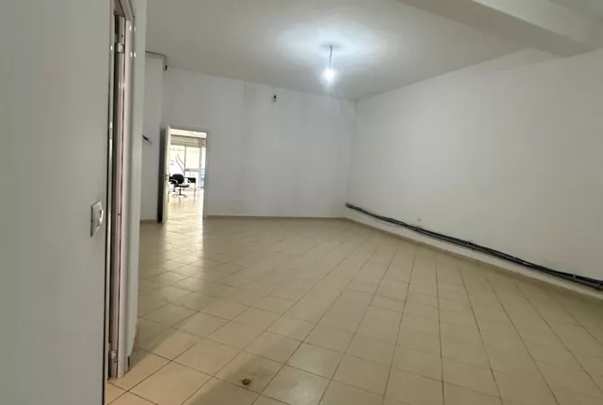 Business Property in Sale 2+1 in Tirana - 217,000 Euro