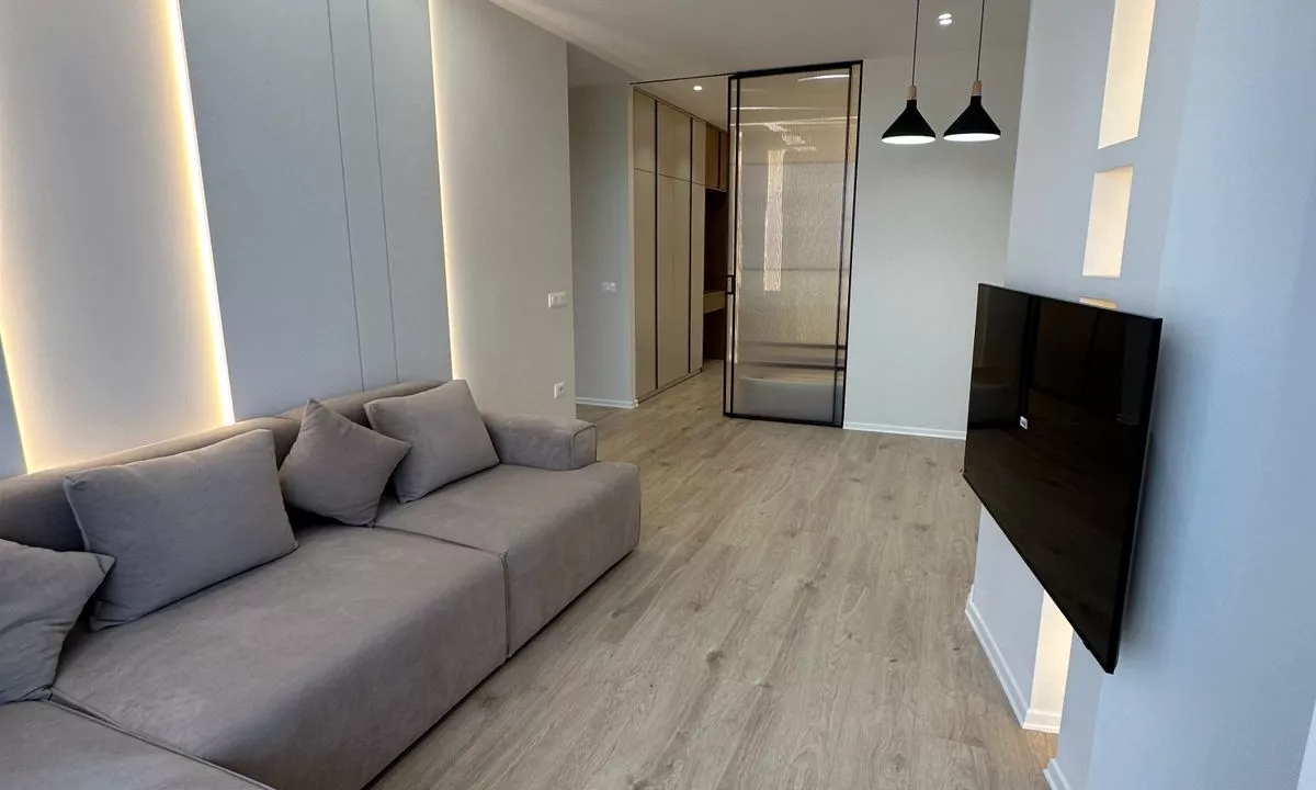 Shtepi ne shitje Apartament ne Tirane, 2+1, Mobilimi E mobiluar, Pagesa 250,000  Euro.