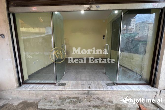 Ambiente Commerciale in Vendita 1+1 a Tirana - 105,060 Euro