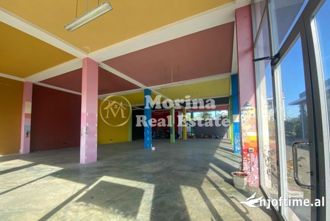Shiten 2 ambiente Biznesi/dyqane, ne Shijak, 700000 EURO