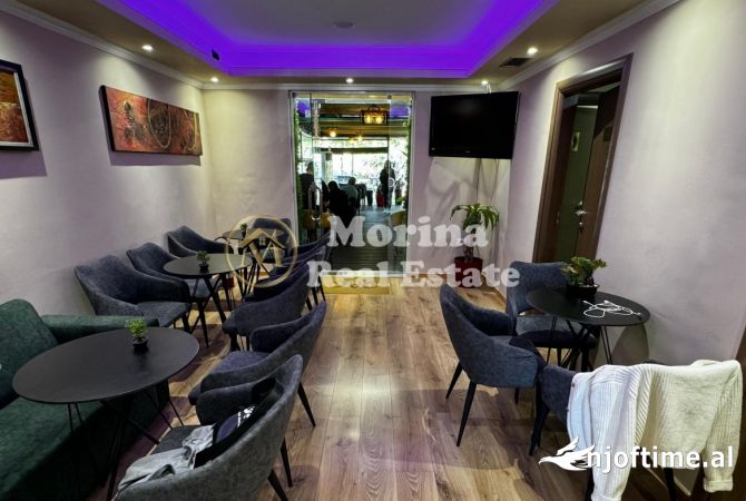 Ambiente Commerciale in Vendita 2+1 a Tirana - 35,000 Euro