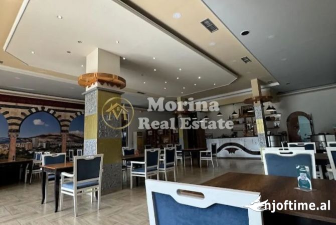 Ambiente Commerciale in Affitto 2+1 a Tirana - 1,300 Euro