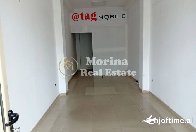 Ambiente Commerciale in Affitto 3+1 a Tirana - 400 Euro