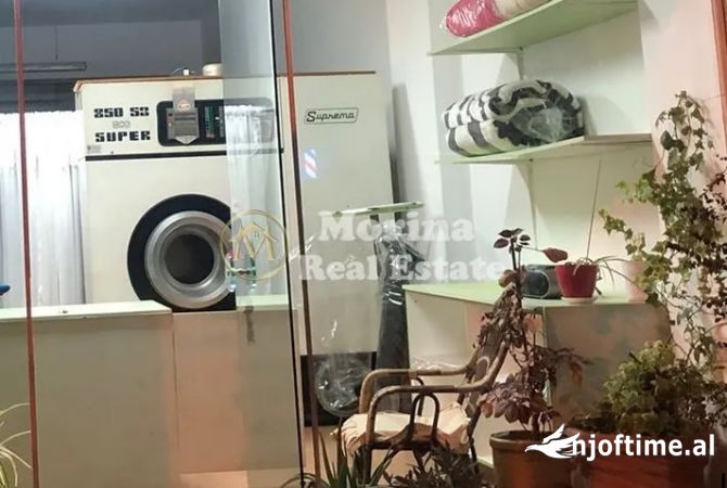 Ambiente Commerciale in Affitto 1+1 a Tirana - 500 Euro