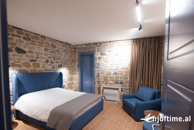 Ambient biznesi ne shitje 5+1 ne Korce - 400,000 Euro