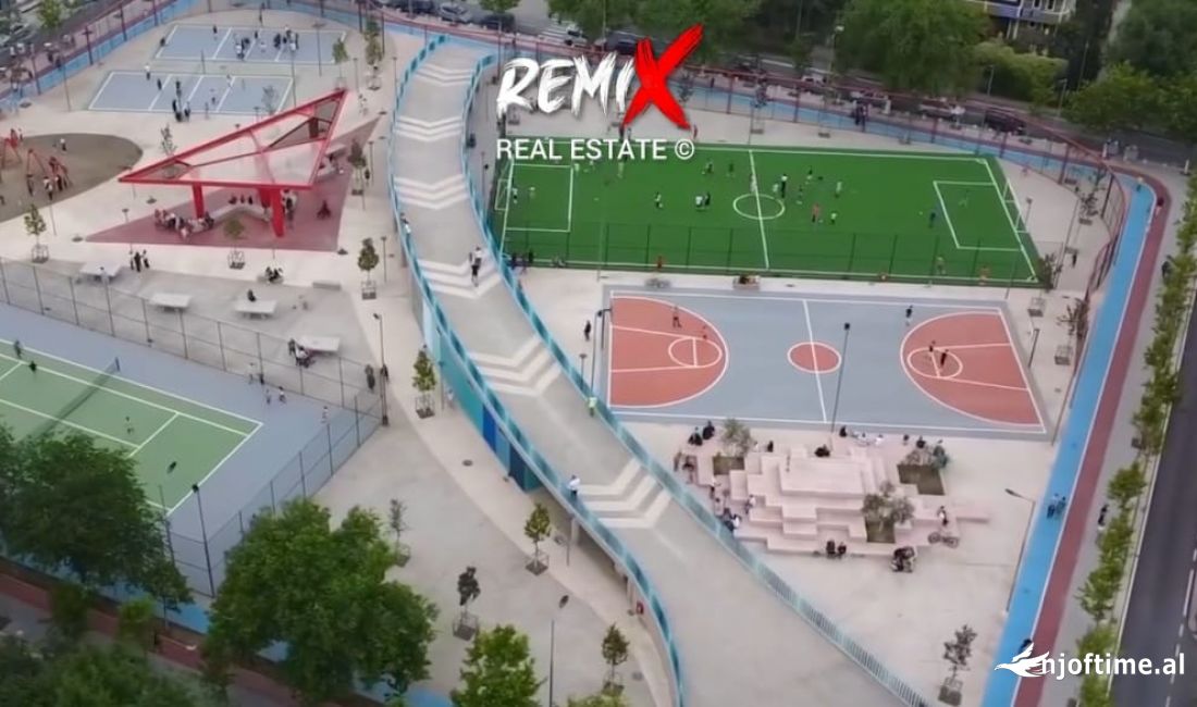 SHITET AMBIENT BIZNESI MBRAPA STADIUMIT, DURRES