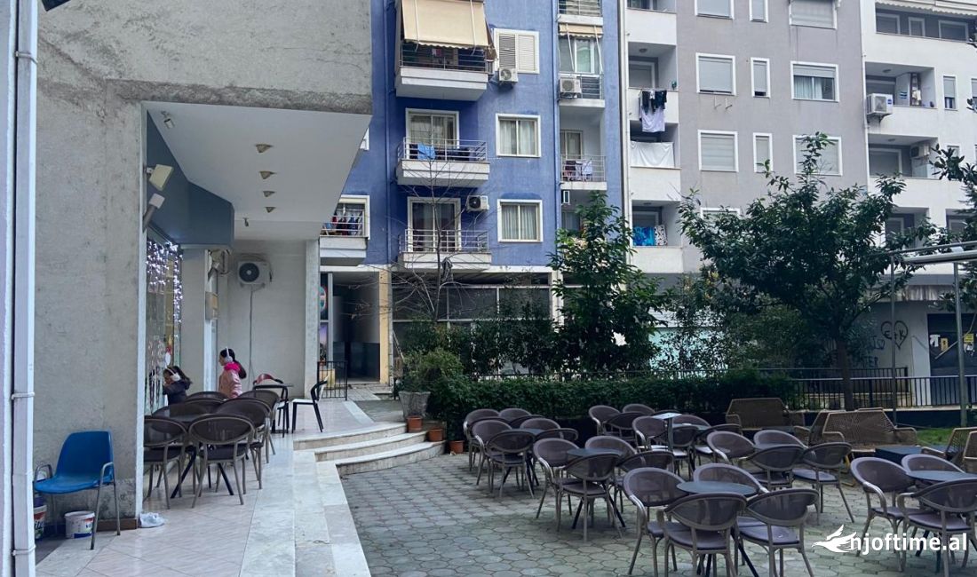 OKAZION! Ambient komercial ne shitje per 40,900Euro