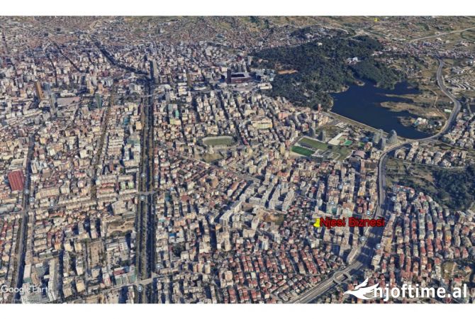 Ambiente Commerciale in Vendita 1+1 a Tirana - 210,000 Euro