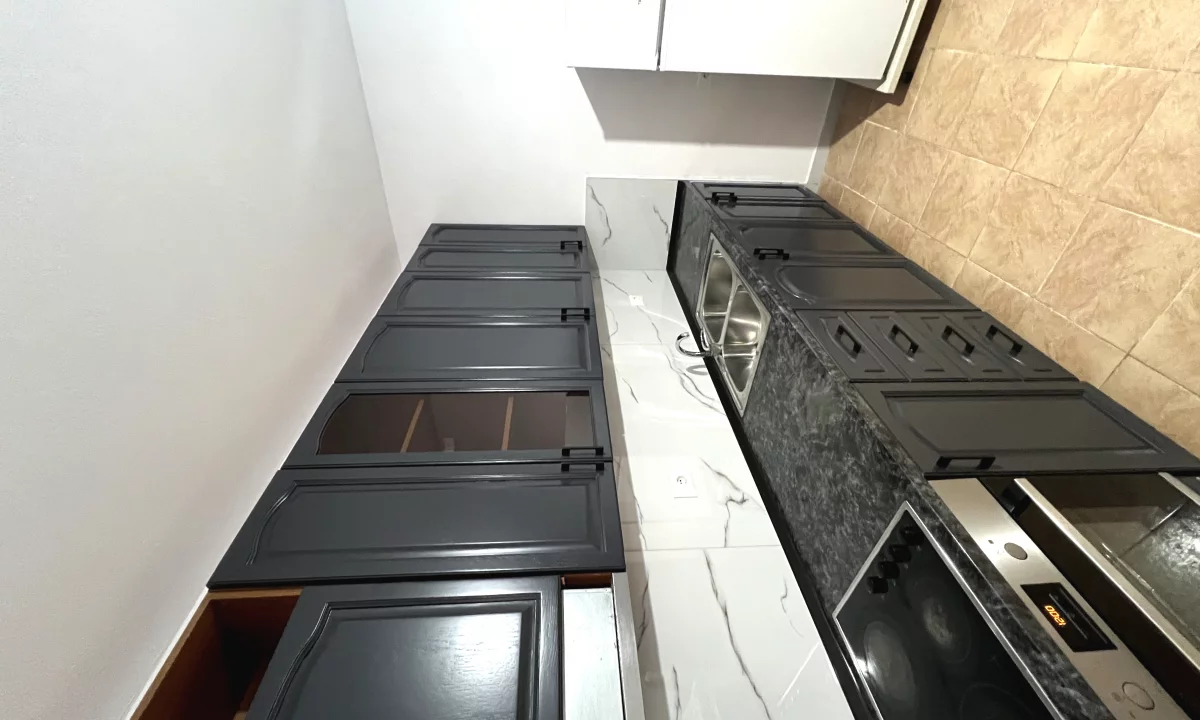 Shtepi me qera Apartament ne Tirane, 2+1, Mobilimi E mobiluar, Pagesa 40,000  Leke.