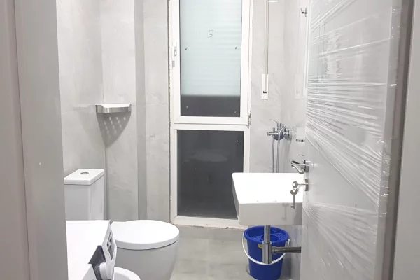 Shtepi me qera Apartament ne Tirane, 1+1, Mobilimi E mobiluar, Pagesa 670  Euro.