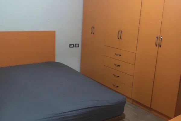 Appartamento in affitto a Tirana 1+1, Arredato