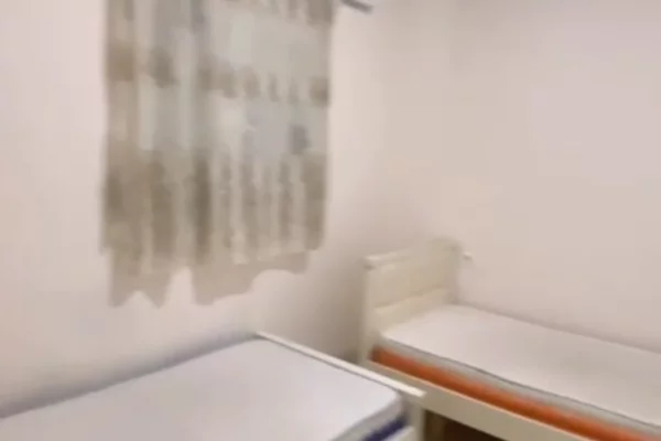 Shtepi me qera Apartament ne Tirane, 1+1, Mobilimi E mobiluar, Pagesa 35,000  Leke.