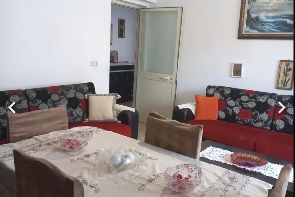 Shtepi me qera Apartament ne Tirane, 2+1, Mobilimi E mobiluar, Pagesa 45,000  Leke.