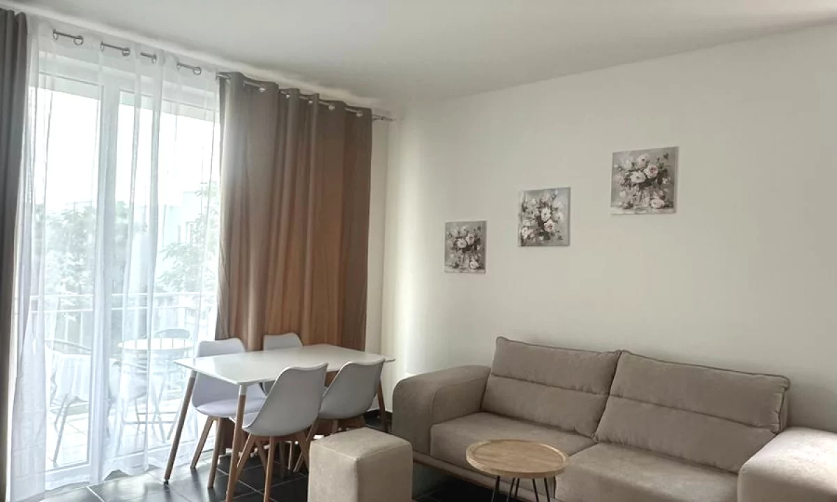 Shtepi me qera Apartament ne Lezhe, 1+1, Mobilimi E mobiluar, Pagesa 90  Euro.