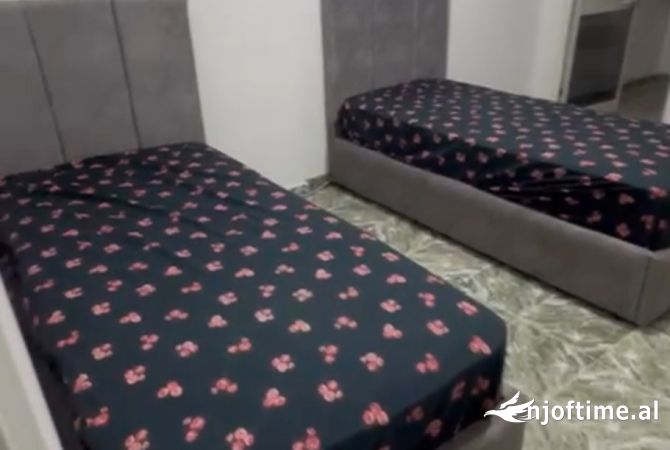Appartamento in affitto a Tirana 2+1, Arredato