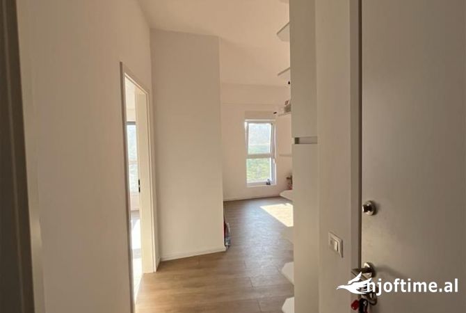 Shitet apartament 2+1 ne Ali dem