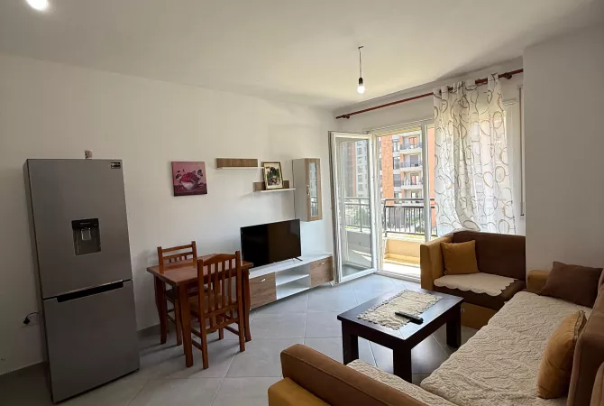 Jepet me qera:  Apartament 1+1 + 🅿️ Kati 2  📍Vila L 2 