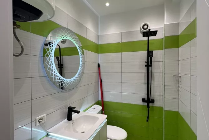 Shtepi ne shitje Apartament ne Tirane, Garsoniere, Mobilimi E mobiluar, Pagesa 67,000  Euro.