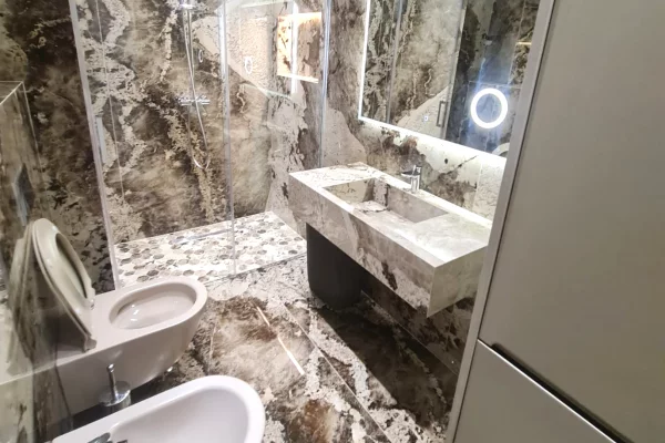 Shtepi me qera Apartament ne Tirane, 1+1, Mobilimi E mobiluar, Pagesa 1,200  Euro.