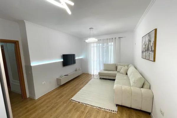 Shtepi ne shitje 1+1 ne Tirane - 109,000 Euro