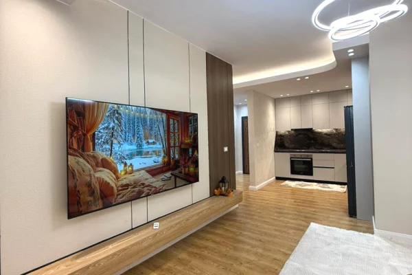 Shitet 2+1+2 ne Astir pran Artistit    