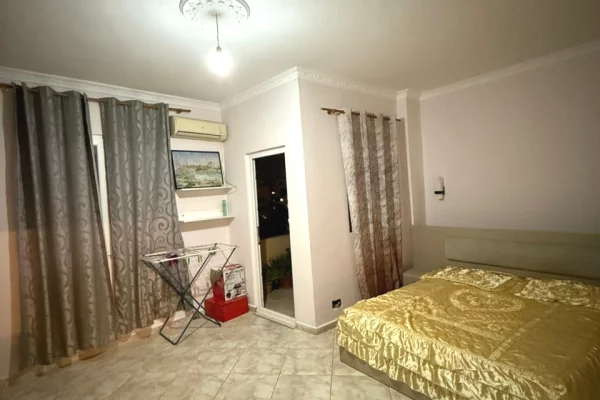 Shtepi me qera Apartament ne Tirane, 2+1, Mobilimi E mobiluar, Pagesa 45,000  Leke.