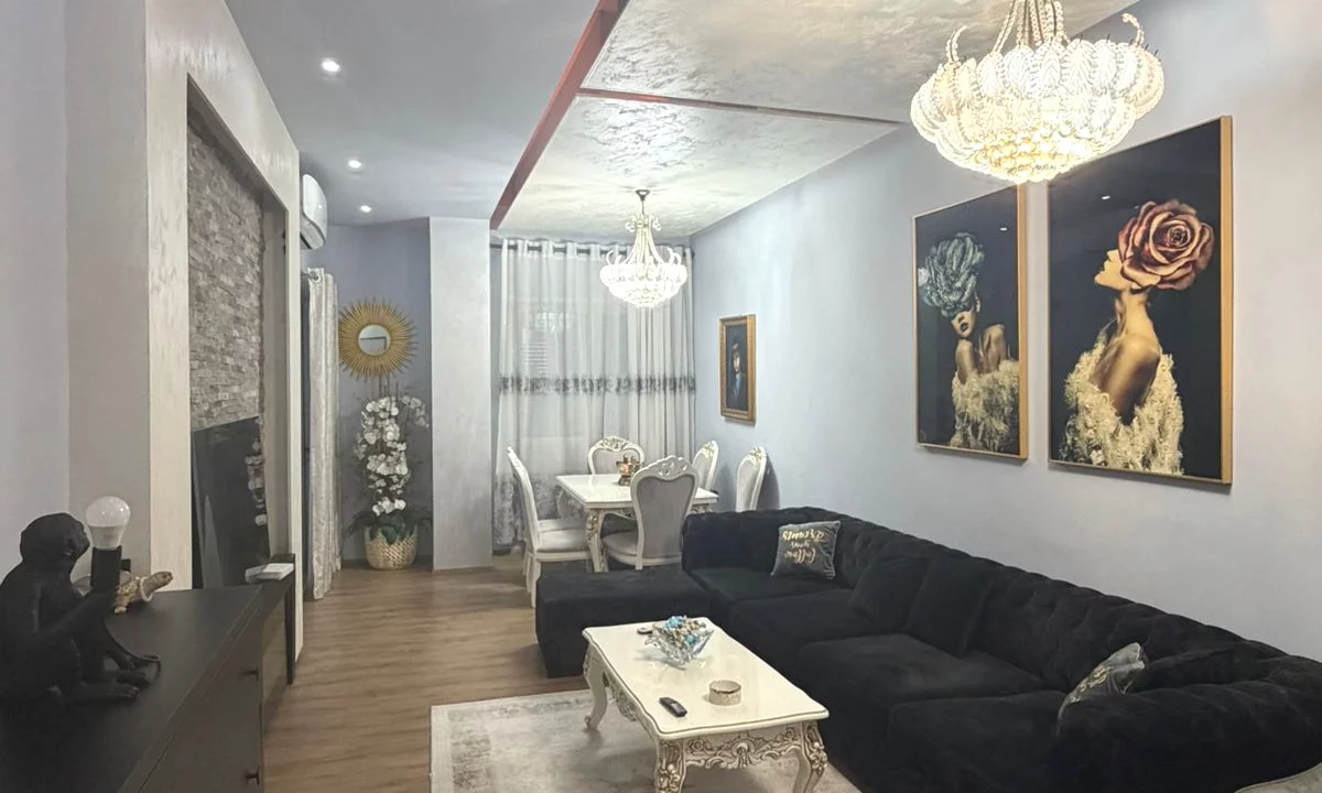 Shtepi me qera Apartament ne Tirane, 1+1, Mobilimi E mobiluar, Pagesa 42,000  Leke.