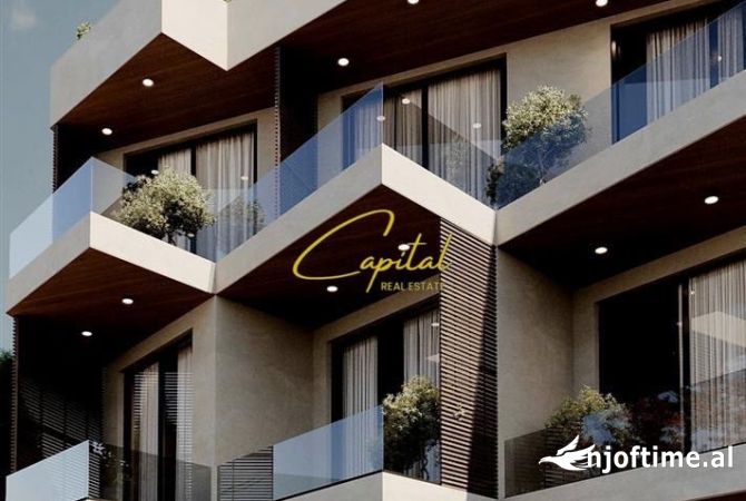 Ambiente Commerciale in Vendita 5+1 a Santa Quaranta - 1,690,000 Dollar