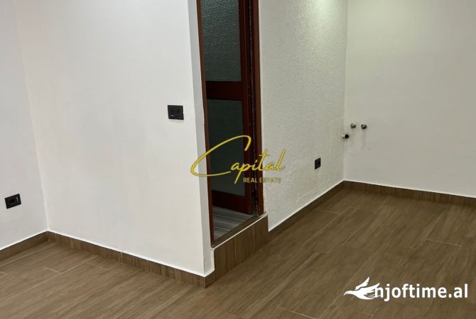 Business Property in Sale 1+1 in Tirana - 135,000 Euro