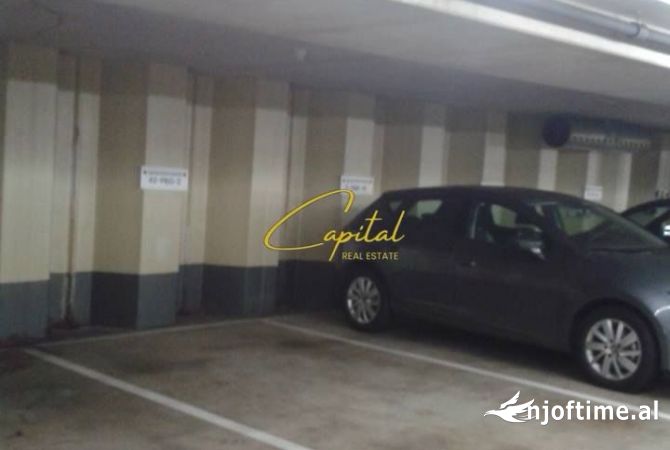 Business Property in Sale 4+1 in Tirana - 42,000 Euro