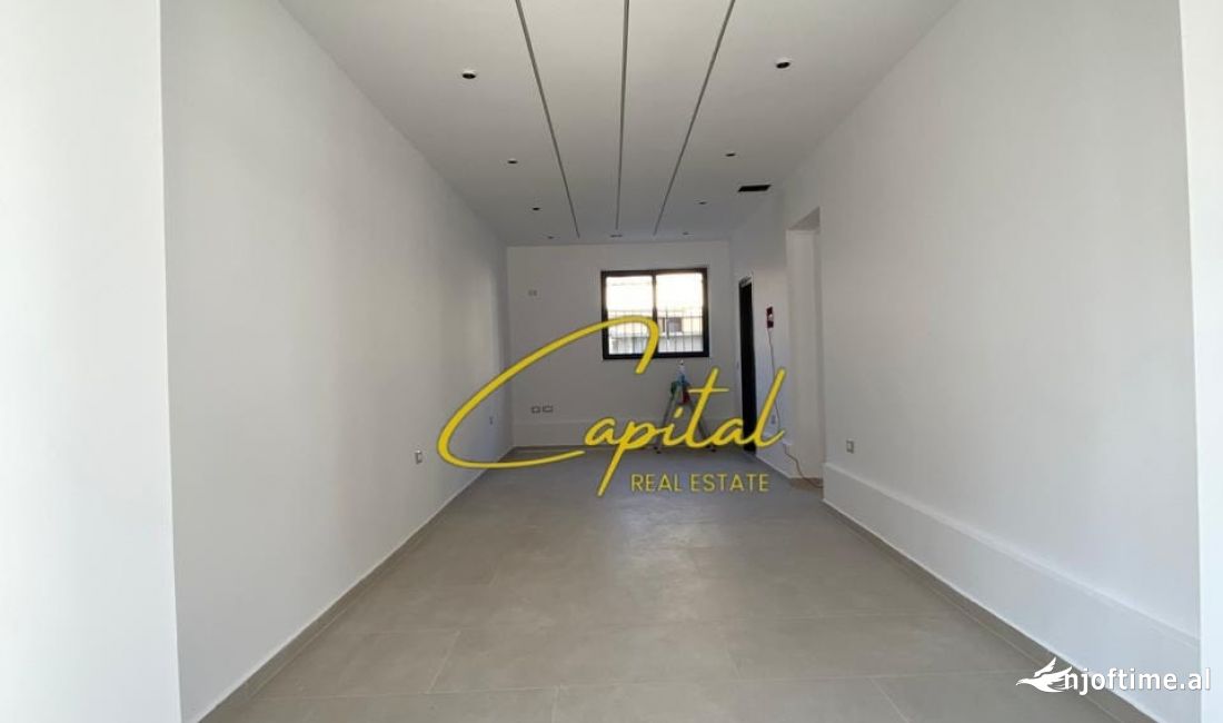 DYQAN ME QERA 90 M2 BRRYLI 1000 EURO