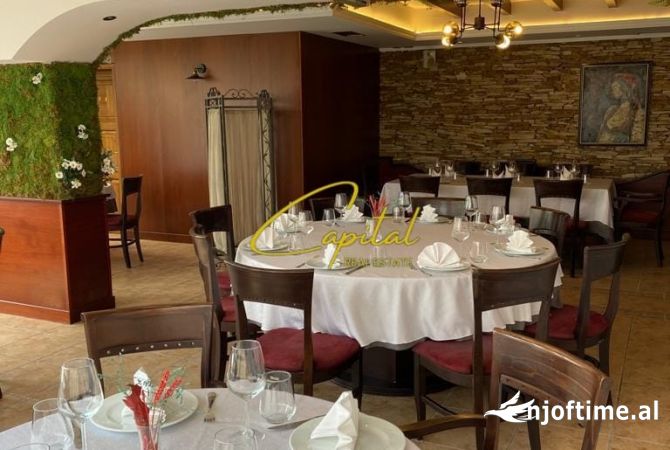 Ambiente Commerciale in Affitto 2+1 a Tirana - 5,000 Euro