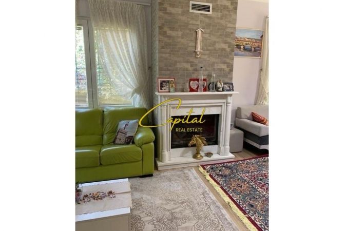 Shtepi ne shitje Vila Luksoze ne Tirane, 4+1, Mobilimi E mobiluar, Pagesa 350,000  Euro.