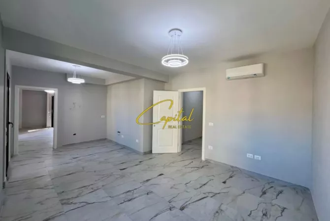 Business Property for Rent 3+1 in Tirana - 500 Euro