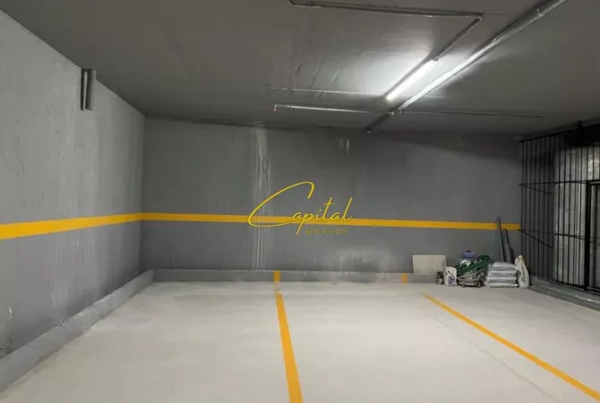 AMBIENT BIZNESI ME QERA 74 M2 SHKOLLA E BALETIT 500 EURO