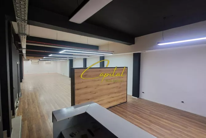 AMBIENT BIZNESI ME QERA 300 M2 RR MUHAMET GJOLLESHA 2.500 EURO