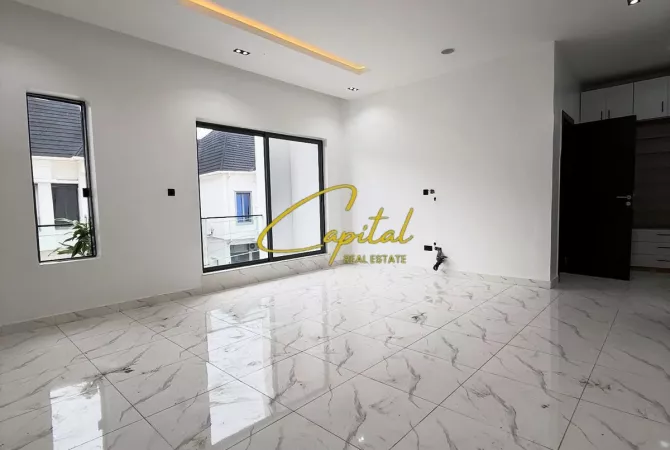 Business Property for Rent 3+1 in Tirana - 1,350 Euro