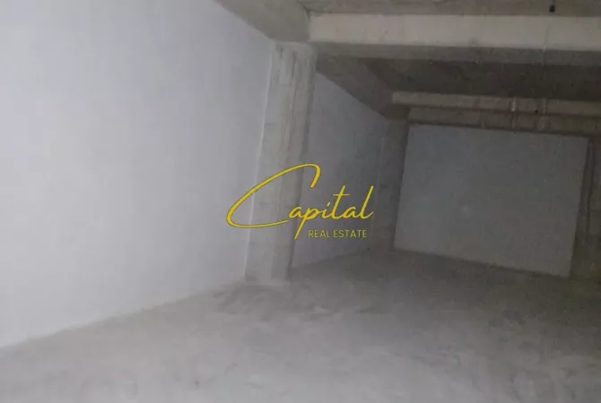 Business Property for Rent 1+1 in Tirana - 40,000 Leke