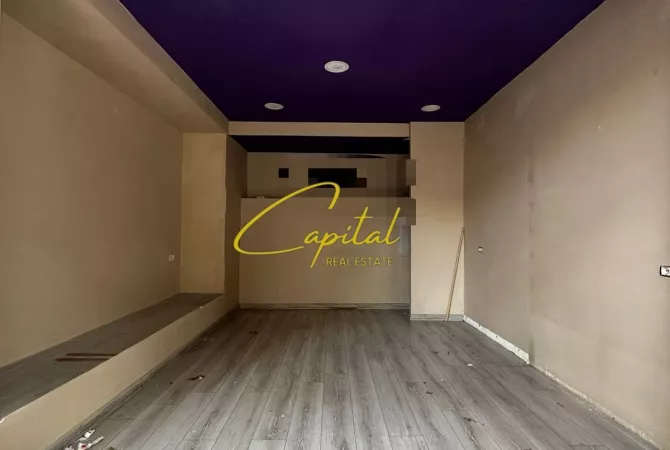 Business Property for Rent 1+1 in Tirana - 85,000 Leke