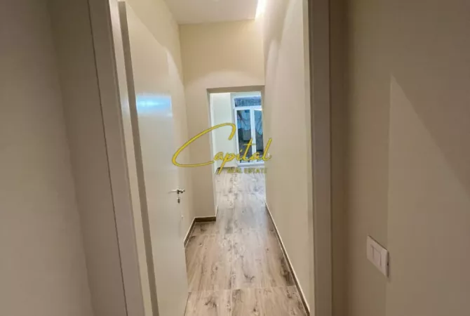 AMBIENT BIZNESI ME QERA 30 M2 MYSLYM SHYRI 800 EURO