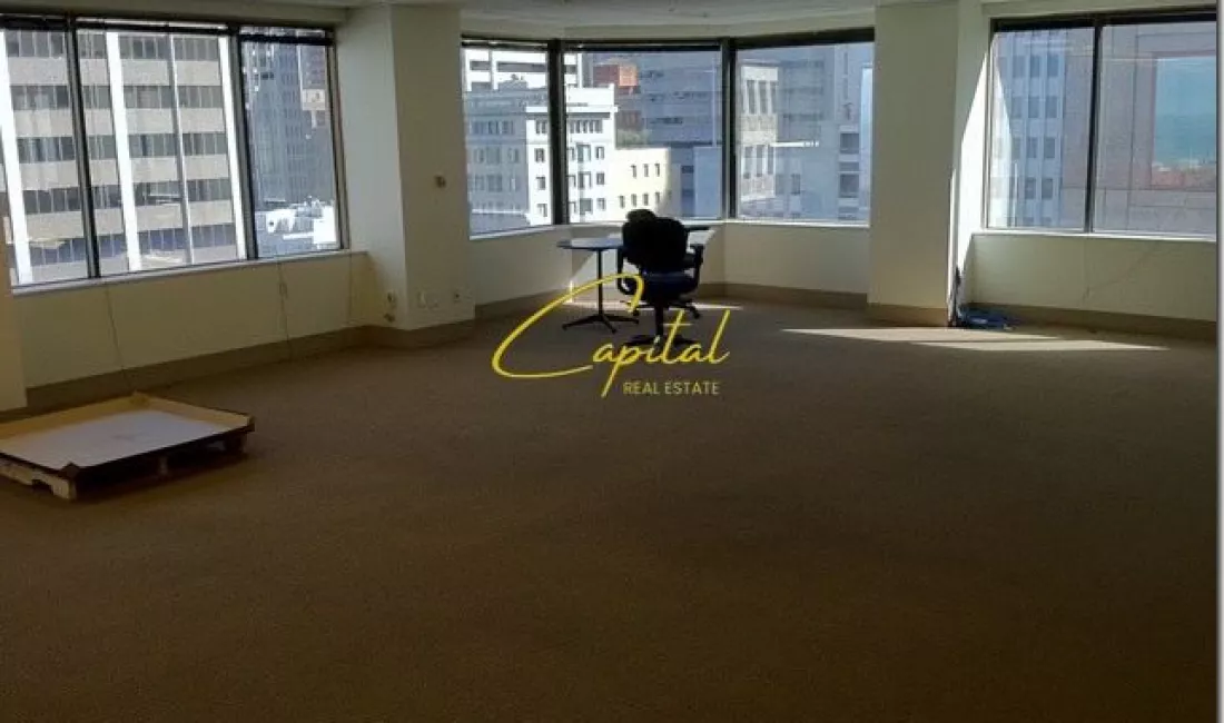 AMBIENT BIZNESI ME QERA 100 M2 QENDER 2000 EURO