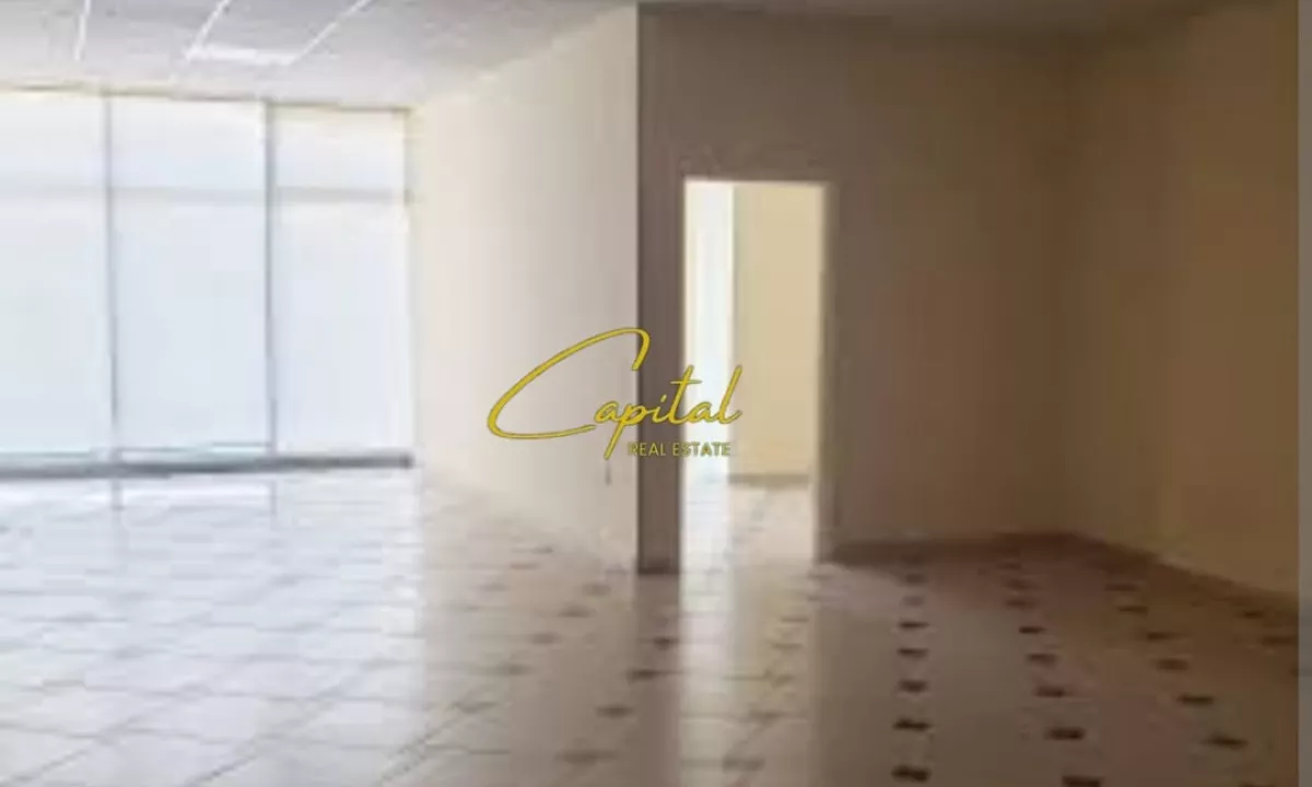 AMBIENT BIZNESI ME QERA 120 M2 RRUGA E KAVAJES 3000 EURO