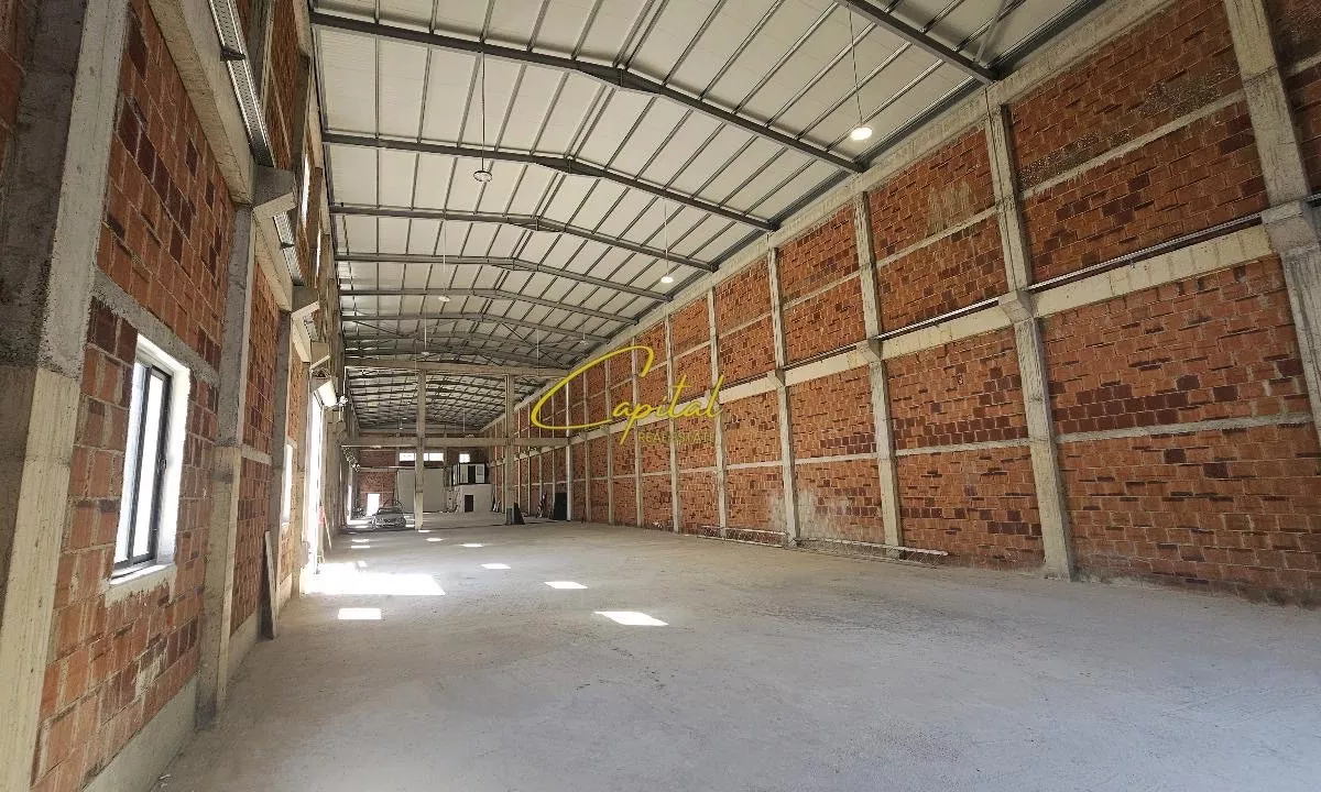 KAPANON ME QERA 1200 M2 KASHAR 7.200 EURO