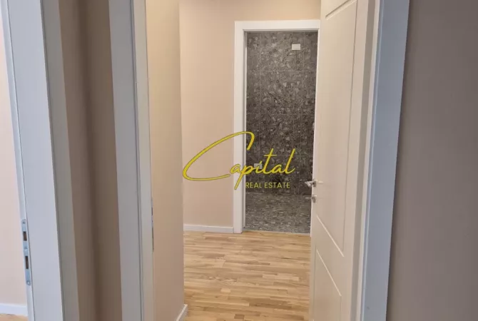 ZYRE ME QERA 130 M2 LIQENI ARTIFICIAL 2.200 EURO