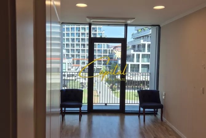 ZYRE ME QERA 130 M2 LIQENI ARTIFICIAL 2.200 EURO