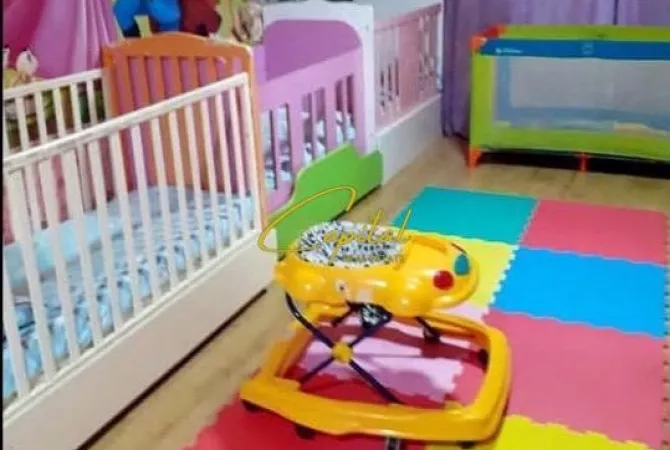 AMBIENT BIZNESI ME QERA 200 M2 YZBERISHT 1000 EURO