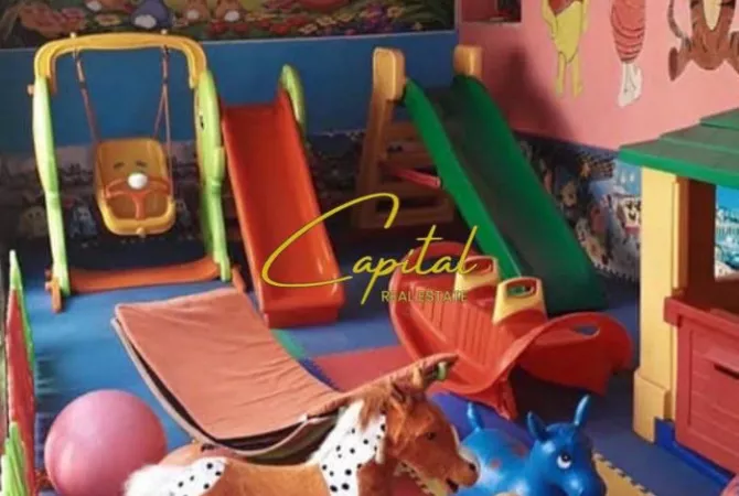 AMBIENT BIZNESI ME QERA 200 M2 YZBERISHT 1000 EURO