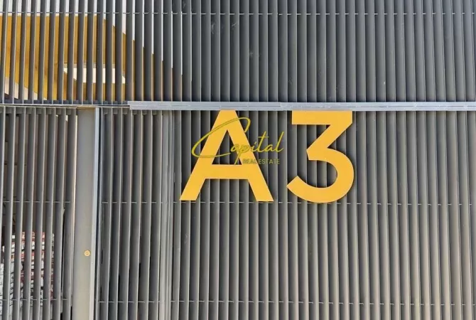 AMBIENT BIZNESI ME QERA 550 M2 BULEVARDI I RI 3000 EURO